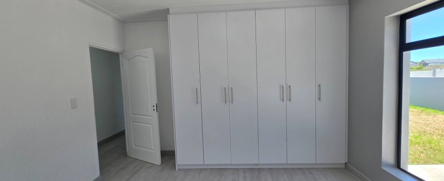 5 Bedroom Property for Sale in Kleinbaai Western Cape